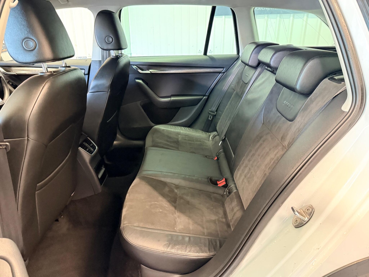 Used Skoda Octavia 2015 for sale - 76913331: Photo 14