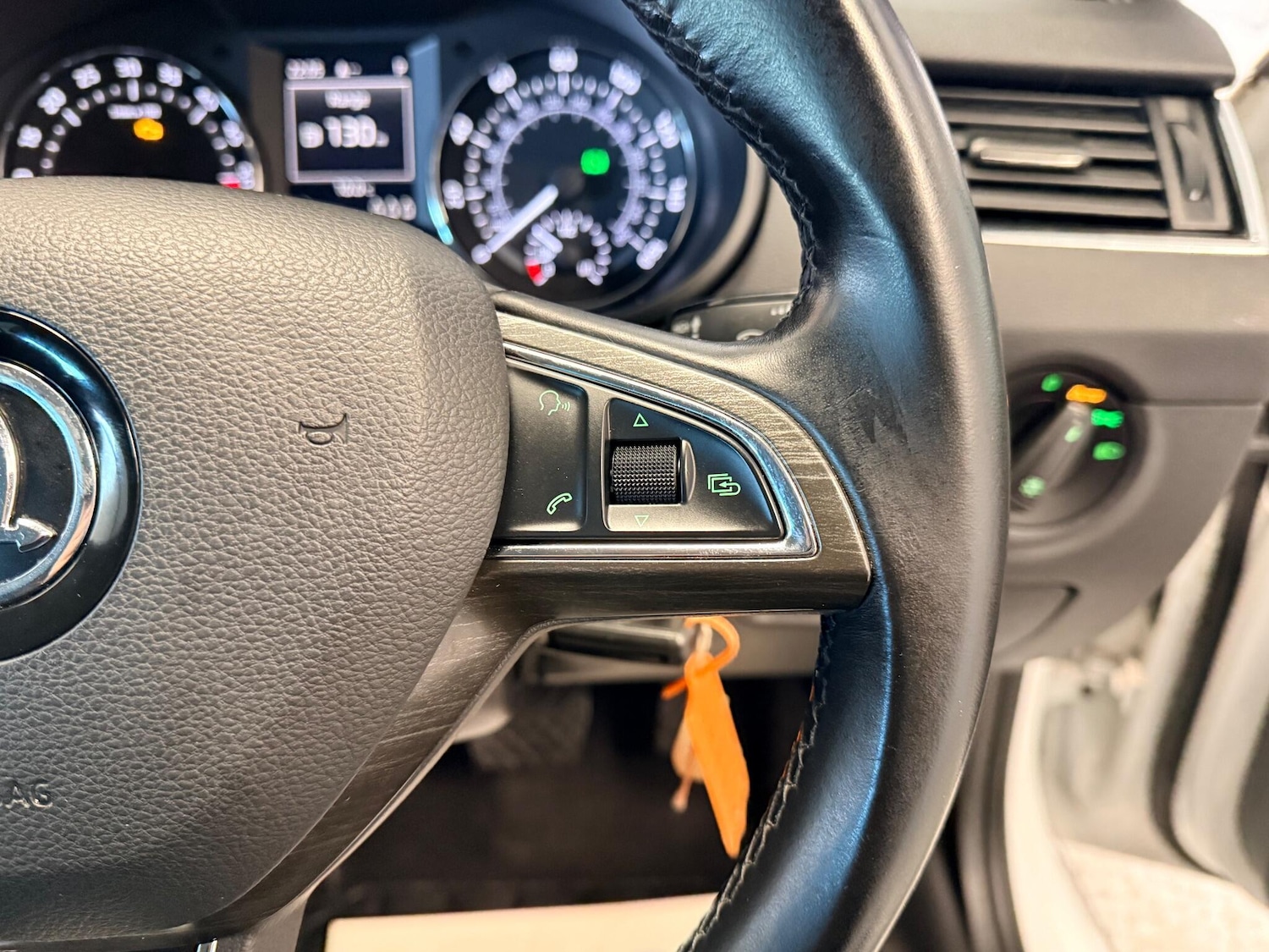 Used Skoda Octavia 2015 for sale - 76913331: Photo 23