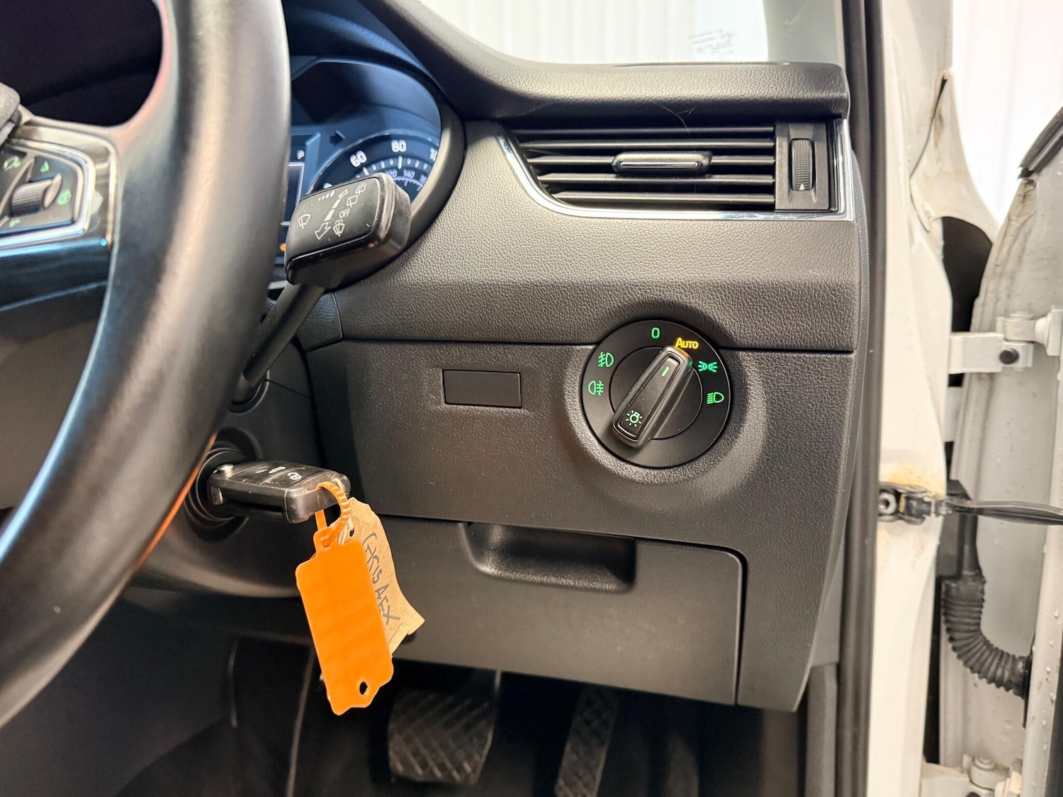 Used Skoda Octavia 2015 for sale - 76913331: Photo 27