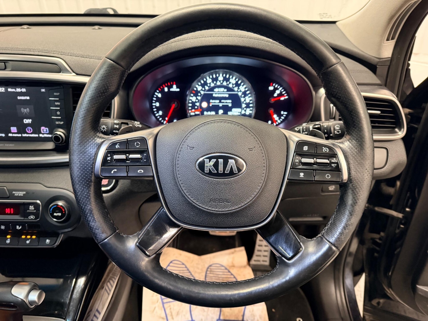 Used Kia Sorento 2018 for sale - 77330566: Photo 23