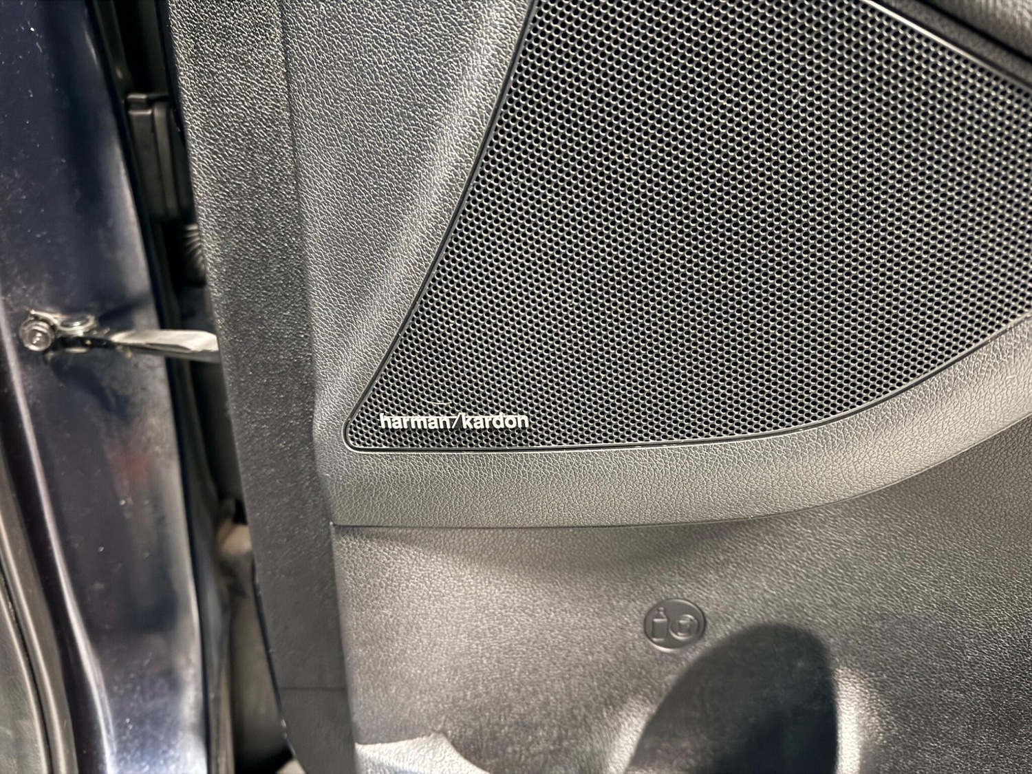 Used Kia Sorento 2018 for sale - 77330566: Photo 25