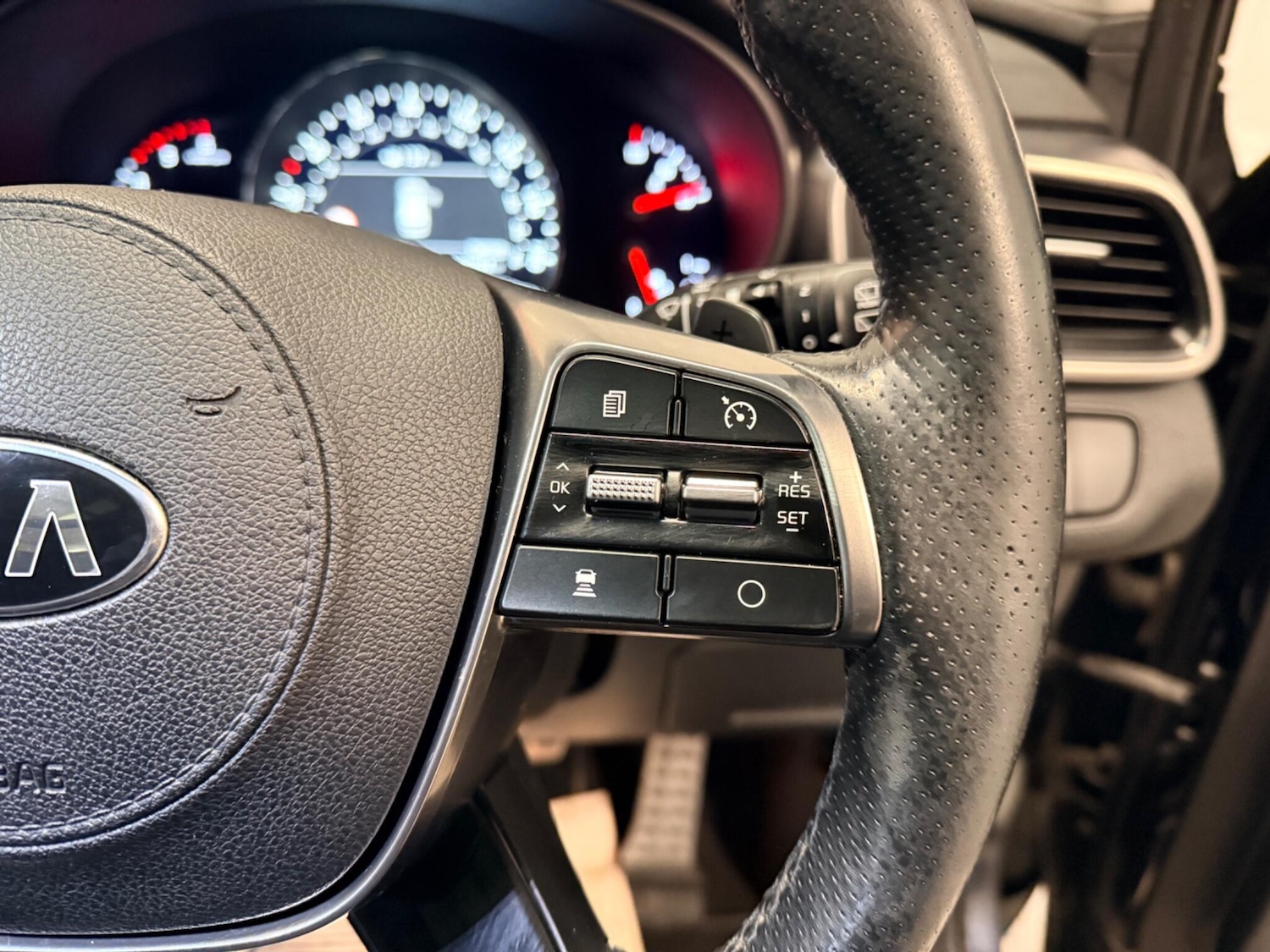 Used Kia Sorento 2018 for sale - 77330566: Photo 27