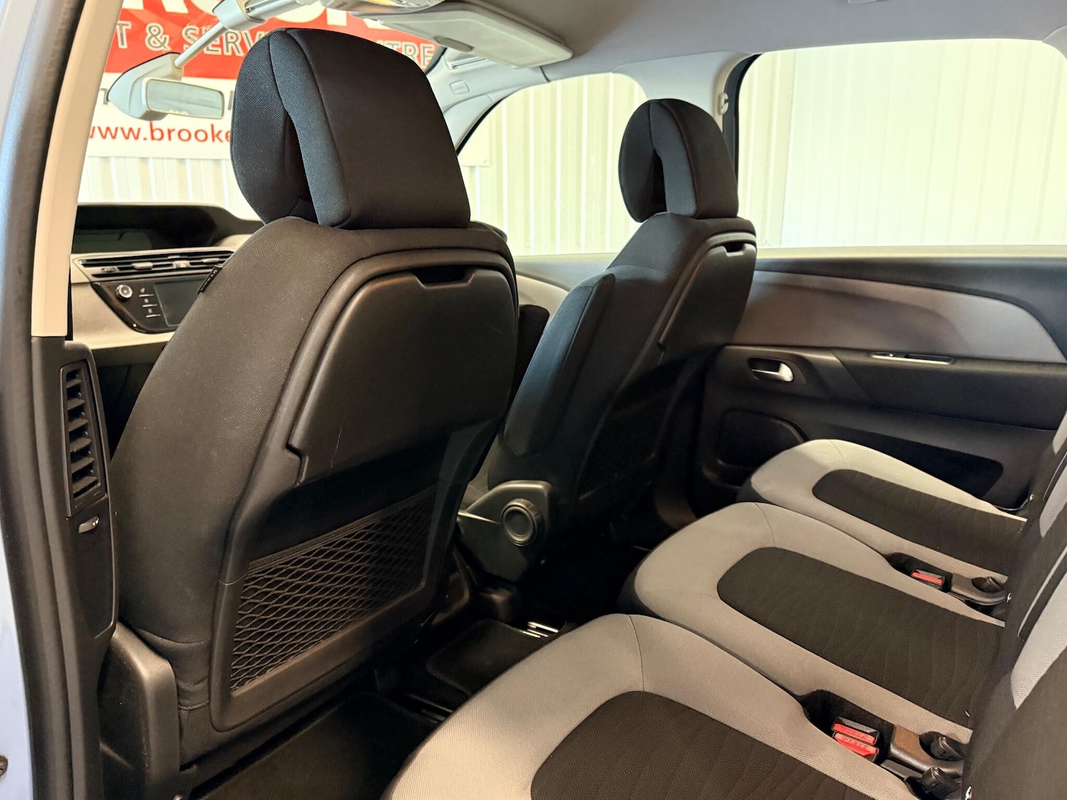 Used Citroen C4 Picasso 2016 for sale - 76702400: Photo 11