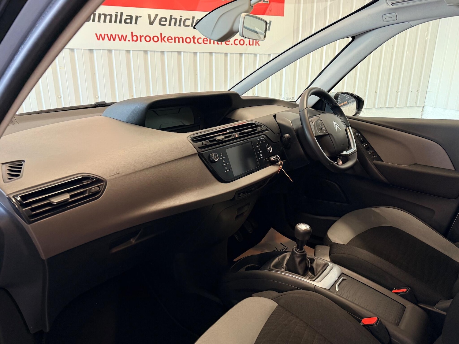 Used Citroen C4 Picasso 2016 for sale - 76702400: Photo 13