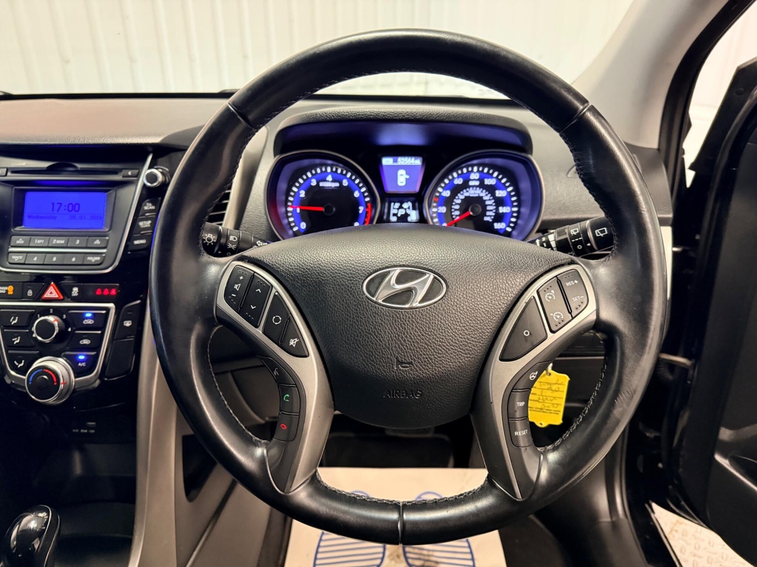 Used Hyundai i30 2015 for sale - 77359285: Photo 19