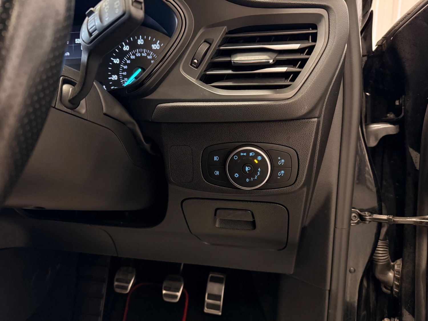 Used Ford Focus for sale - 77753318: Photo 26