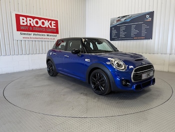Used MINI Hatch 2019 for sale - 79497079: Photo