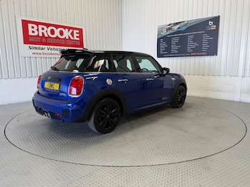 Used MINI Hatch 2019 for sale - 79497079: Photo