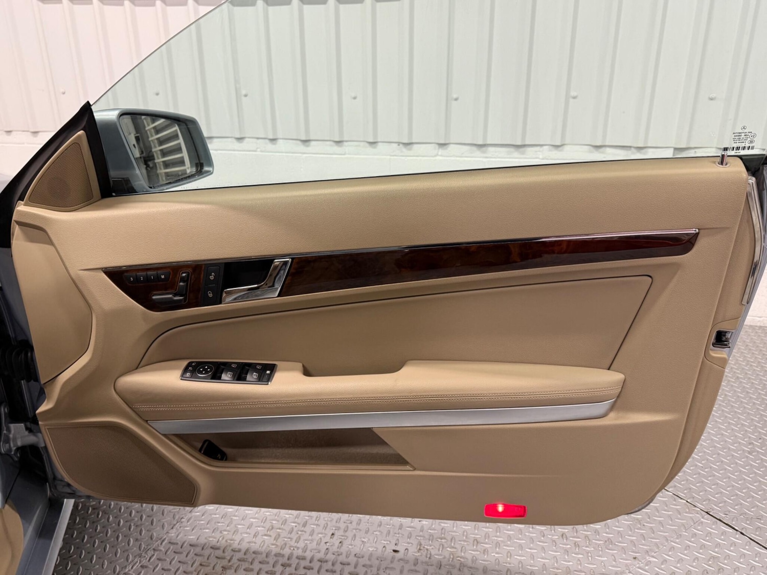 Used Mercedes-Benz E Class 2013 for sale - 76425068: Photo 16