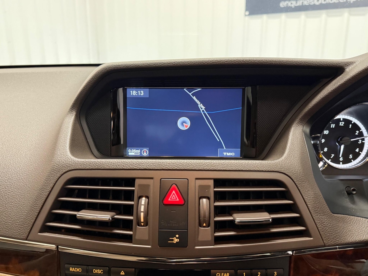 Used Mercedes-Benz E Class 2013 for sale - 76425068: Photo 25