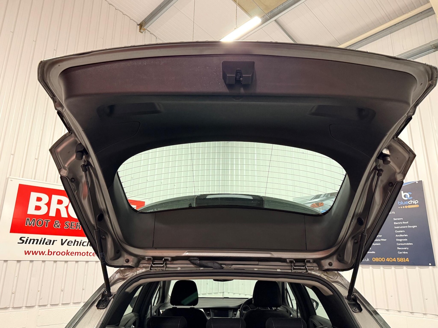 Used Vauxhall Astra for sale - 76729043: Photo 14