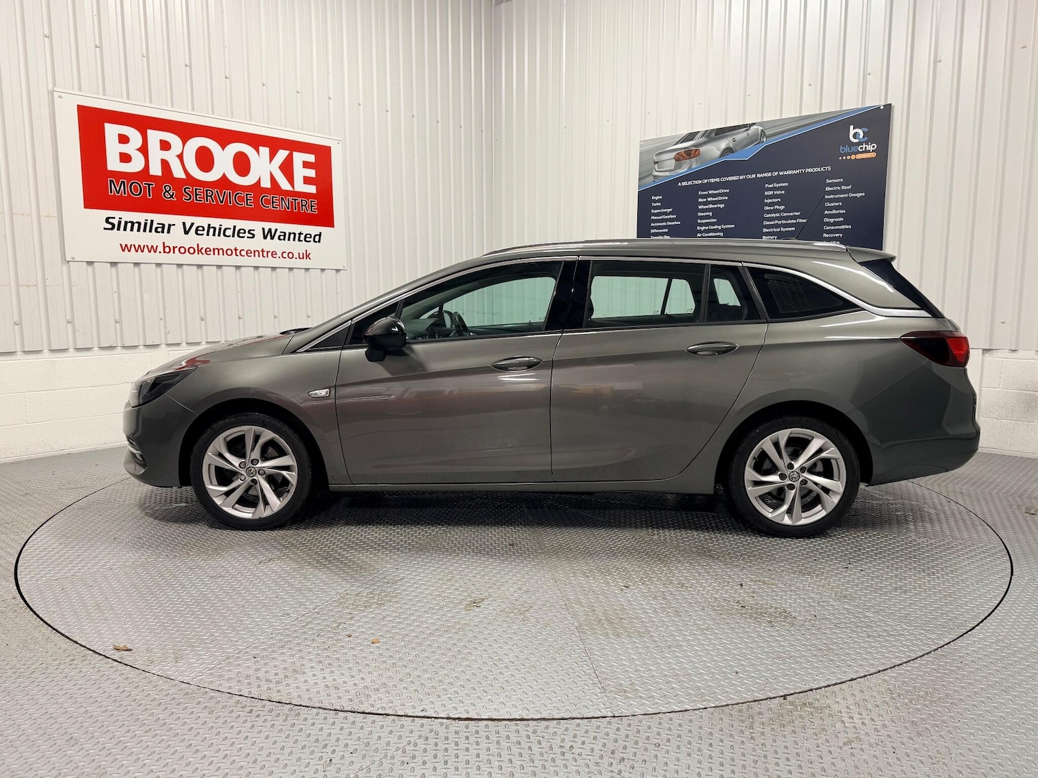 Used Vauxhall Astra for sale - 76729043: Photo 9