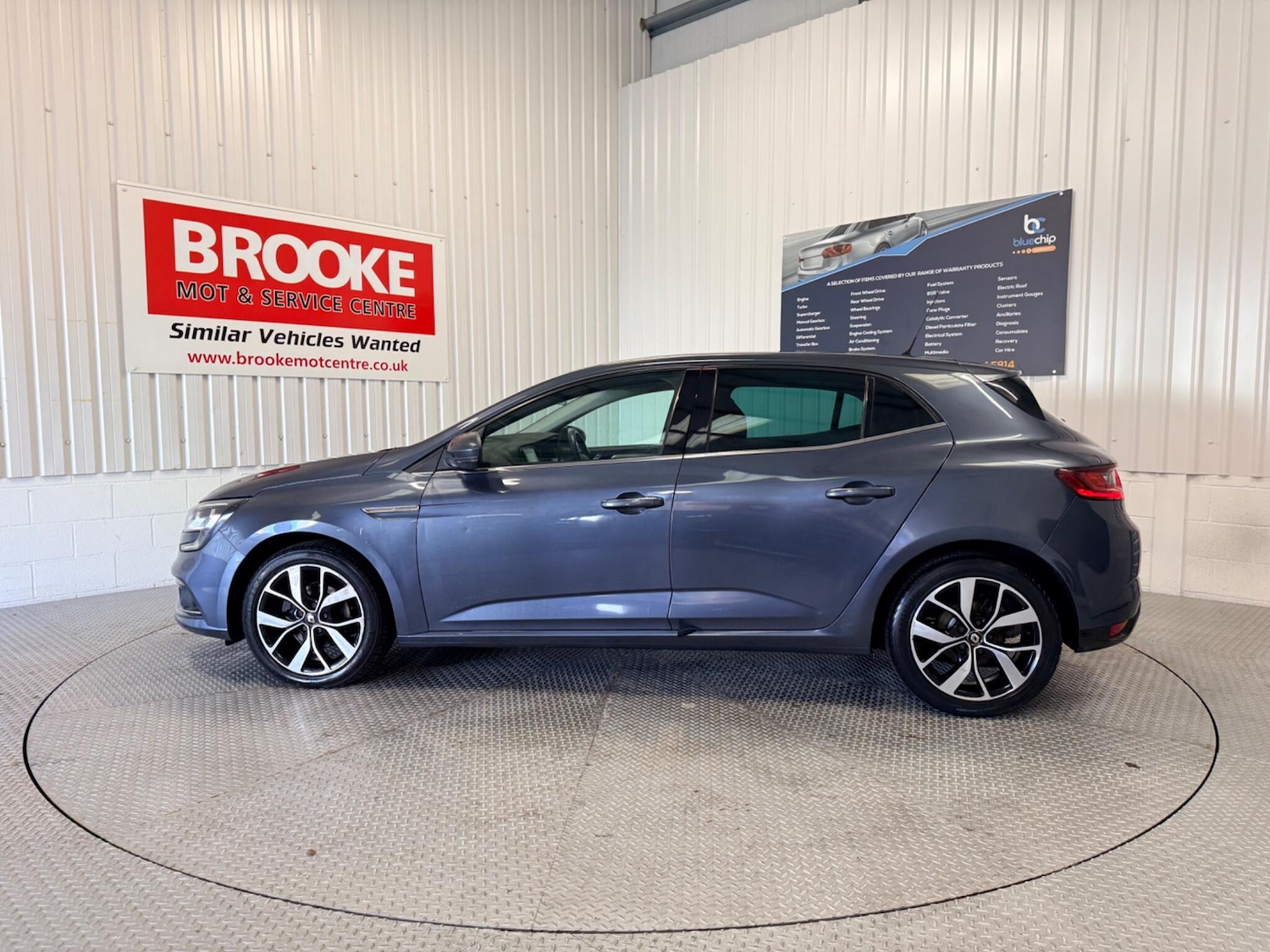 Used Renault Megane 2019 for sale - 77440333: Photo 12