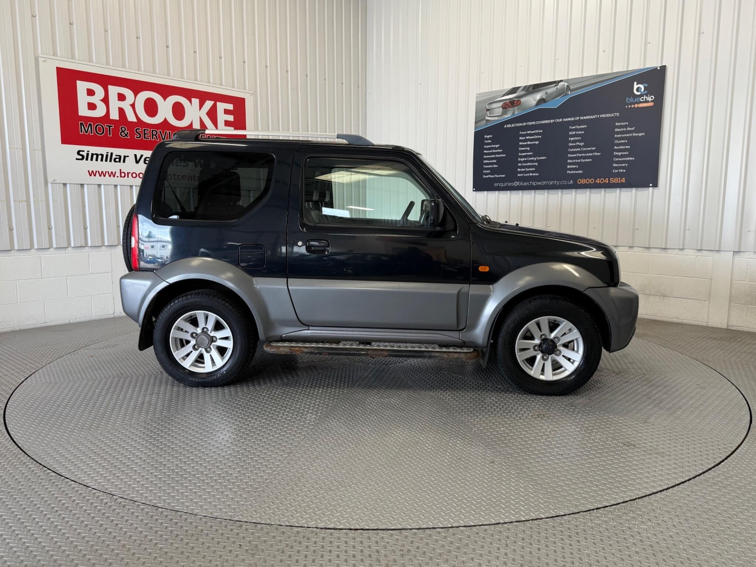 Used Suzuki Jimny 2009 for sale - 76688785: Photo 5