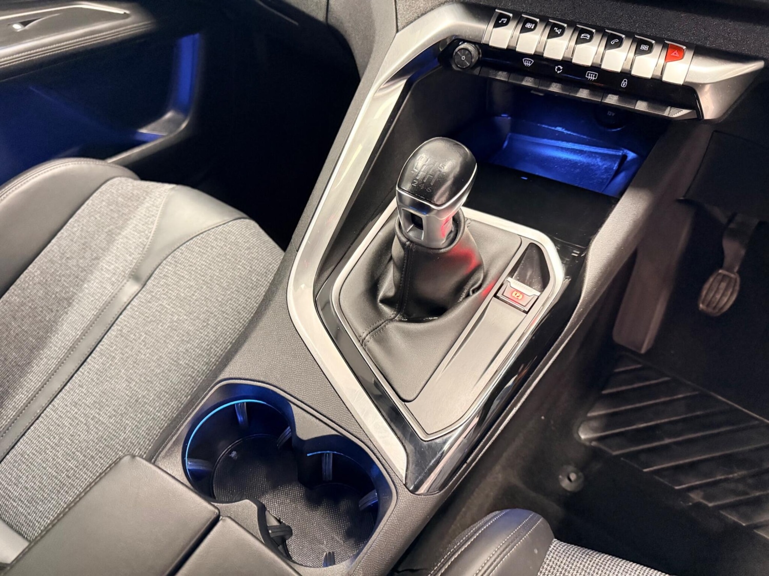 Used Peugeot 3008 2018 for sale - 77411187: Photo 28