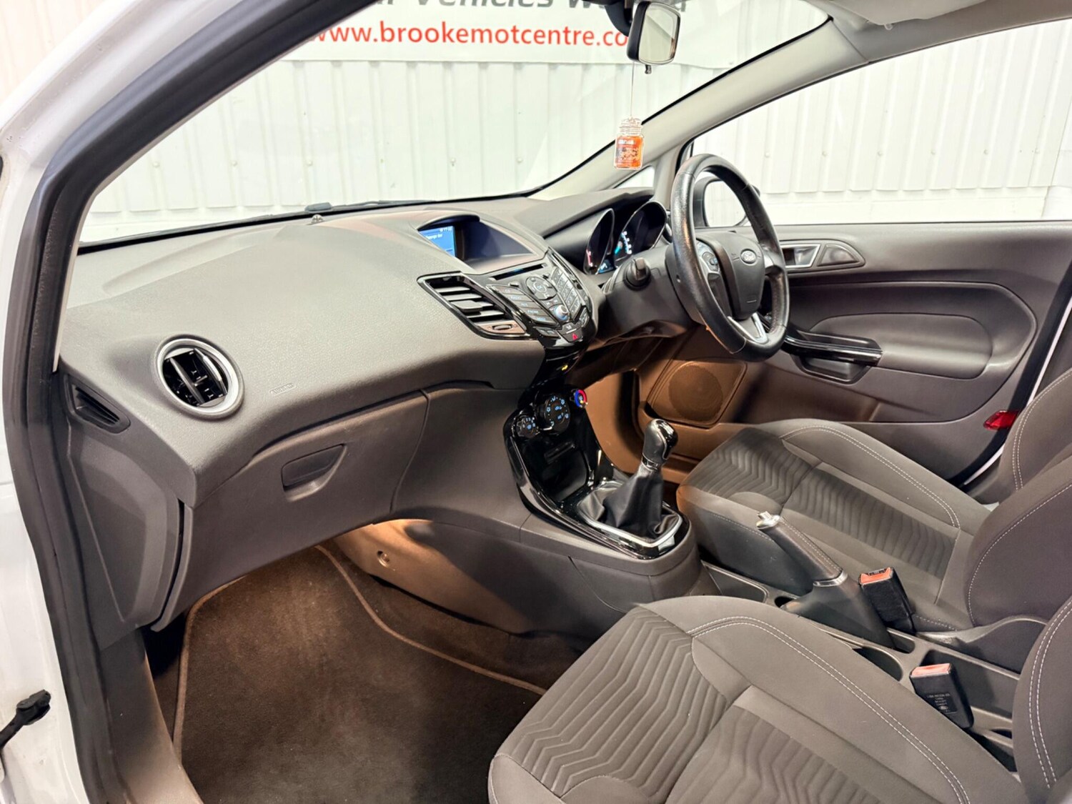 Used Ford Fiesta 2017 for sale - 77425494: Photo 11