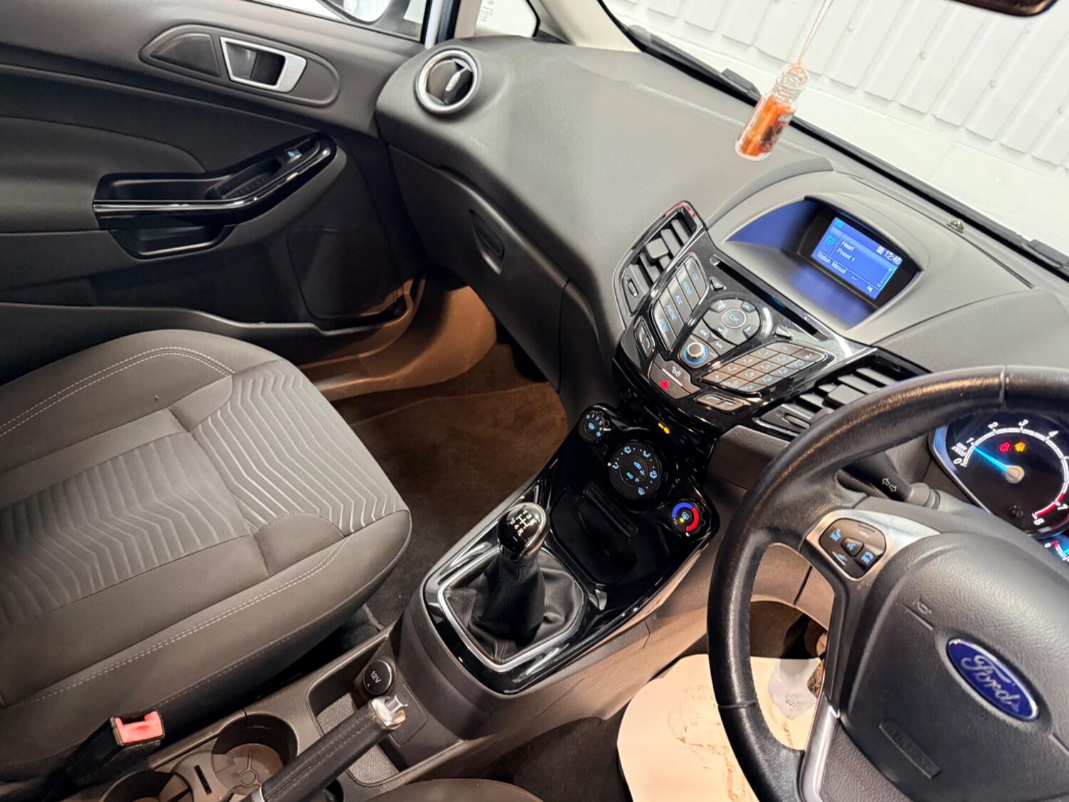 Used Ford Fiesta 2017 for sale - 77425494: Photo 24