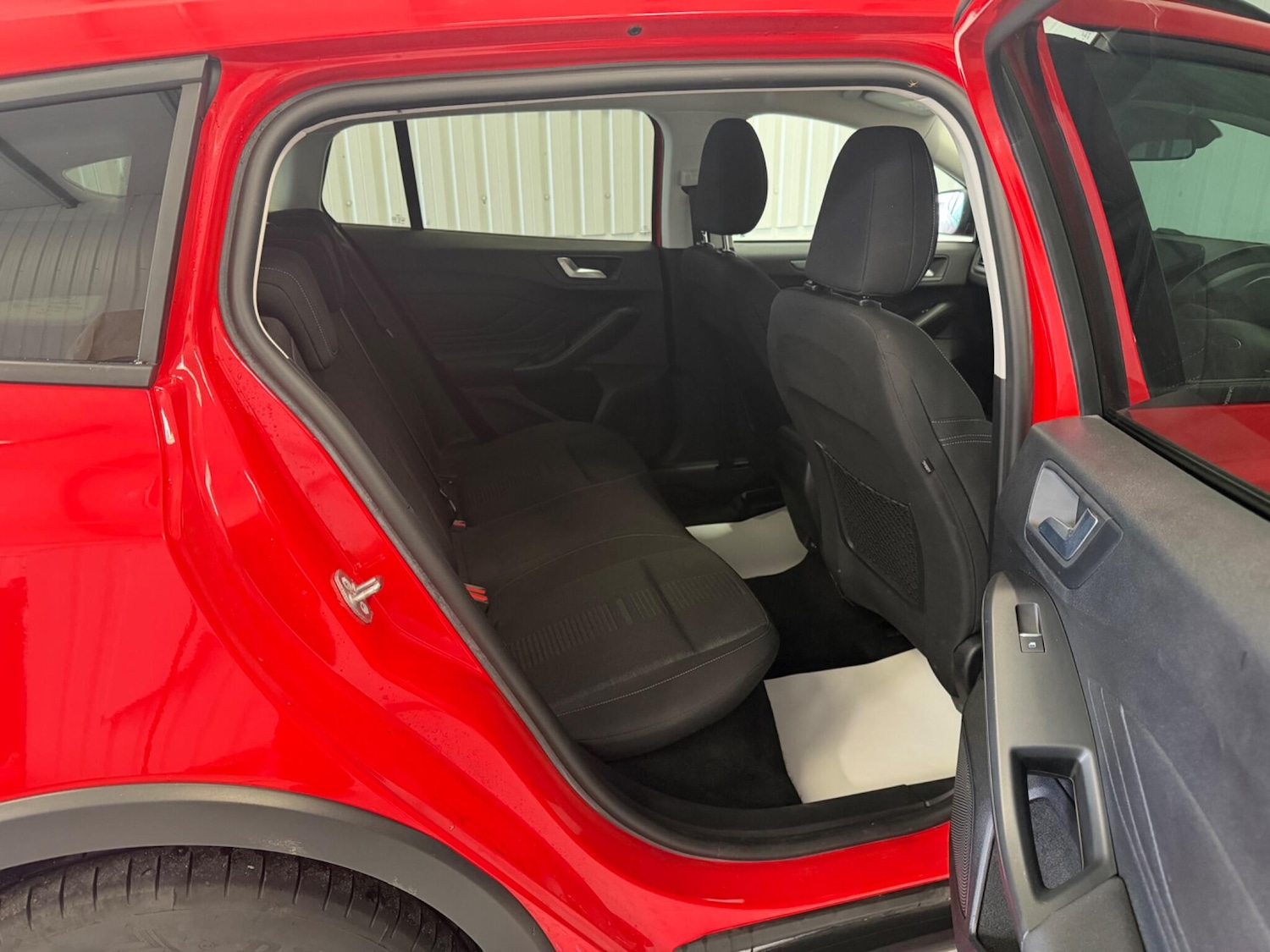 Used Ford Focus for sale - 78007692: Photo 12