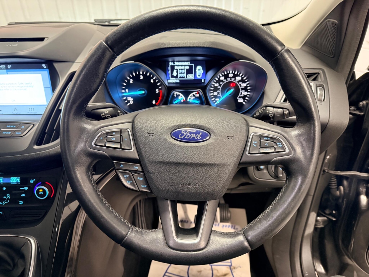 Used Ford Kuga 2017 for sale - 77358670: Photo 19