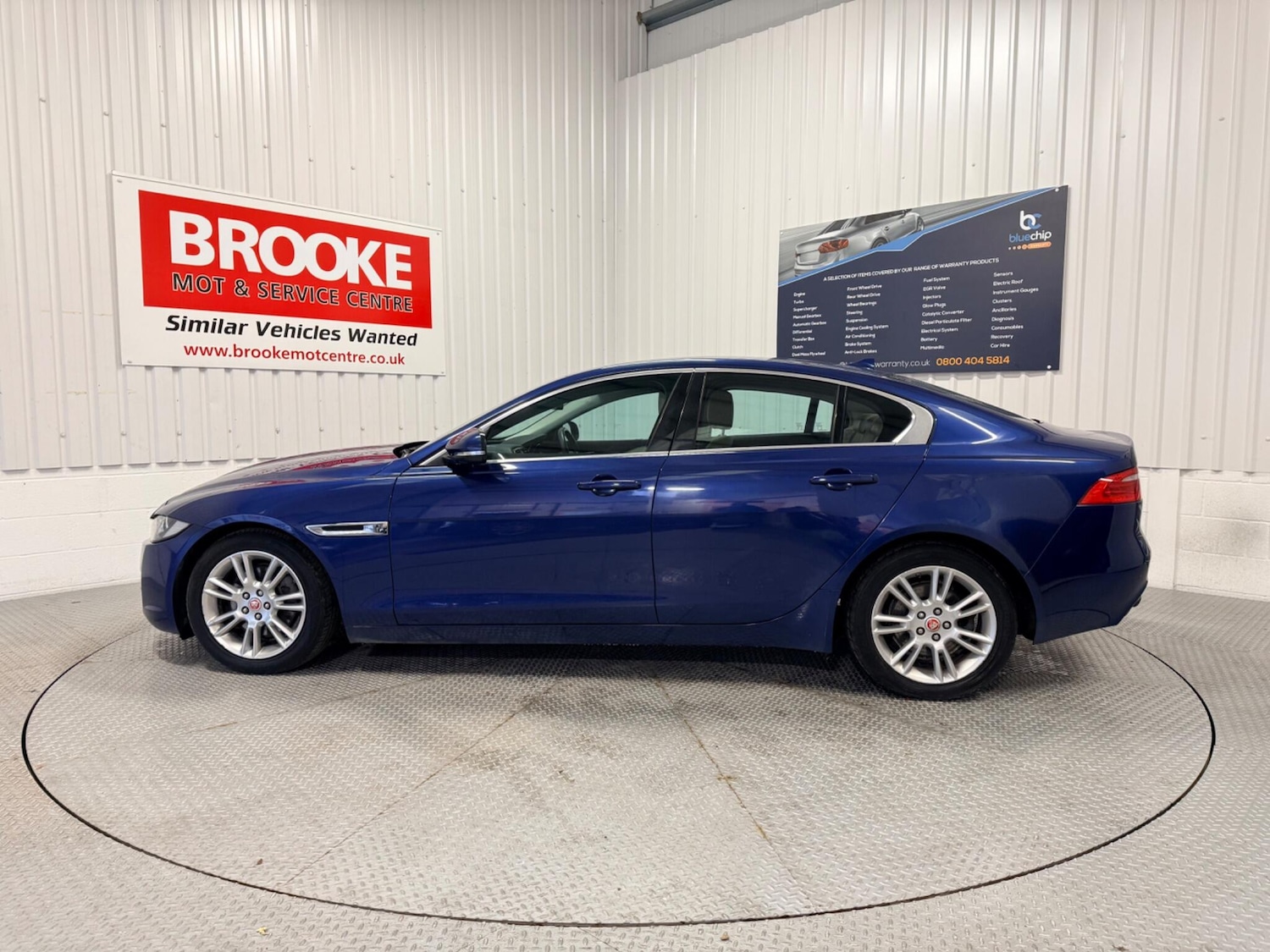 Used Jaguar XE 2016 for sale - 77993367: Photo 10