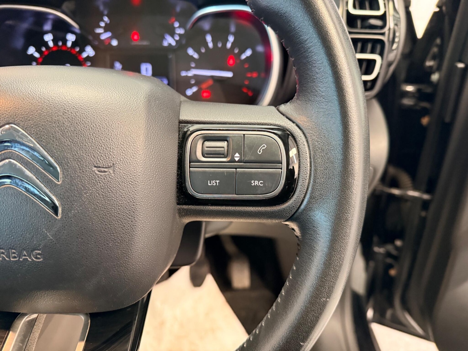 Used Citroen C3 Aircross for sale - 77825132: Photo 19