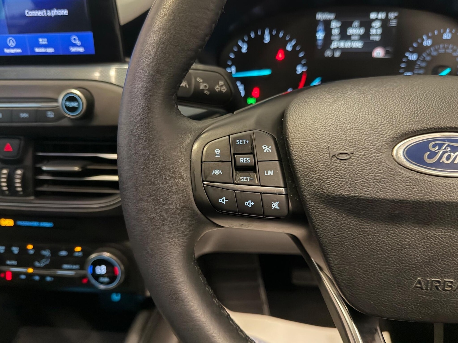 Used Ford Focus 2020 for sale - 77306126: Photo 20