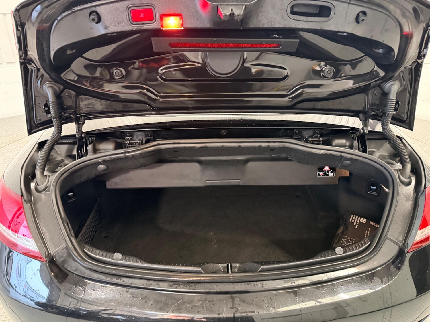 Used Mercedes-Benz C Class 2017 for sale - 77387774: Photo 16