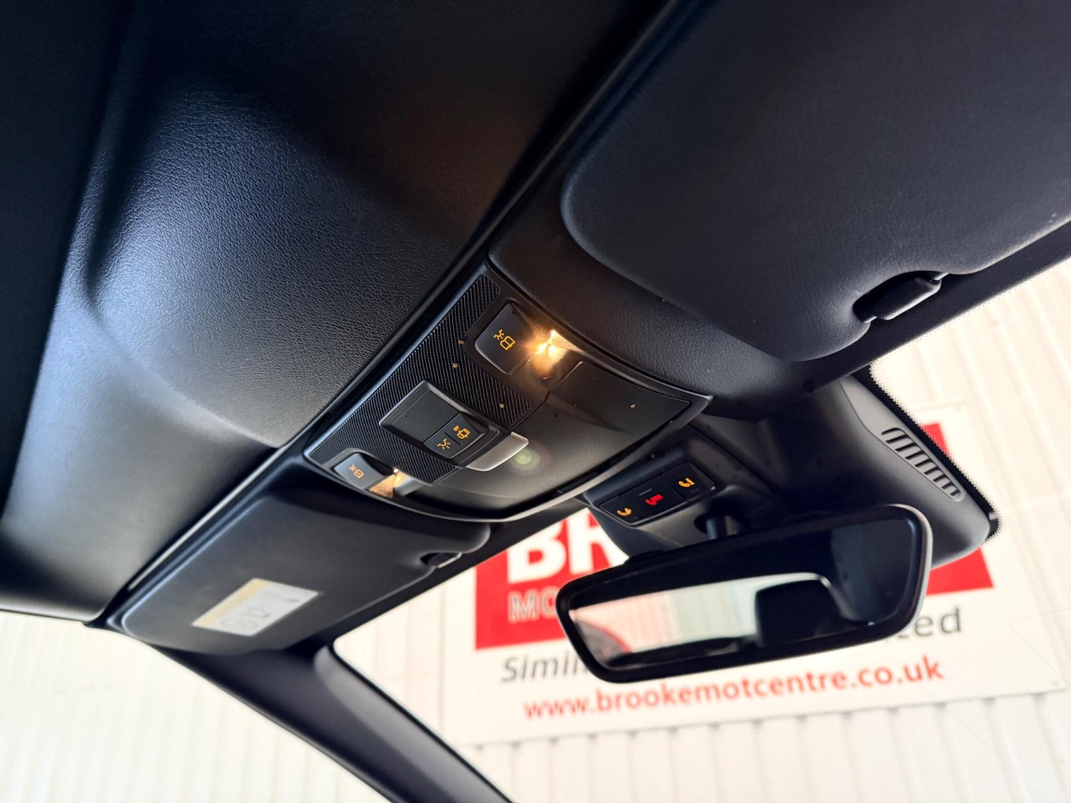 Used Mercedes-Benz C Class 2017 for sale - 77387774: Photo 23