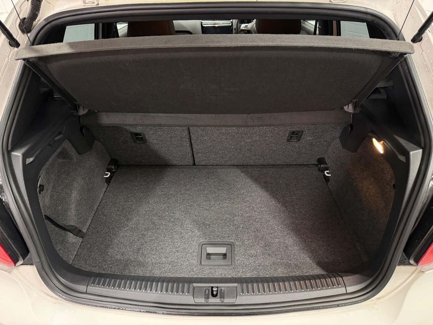 Used Volkswagen Polo 2024 for sale - 76689897: Photo 11