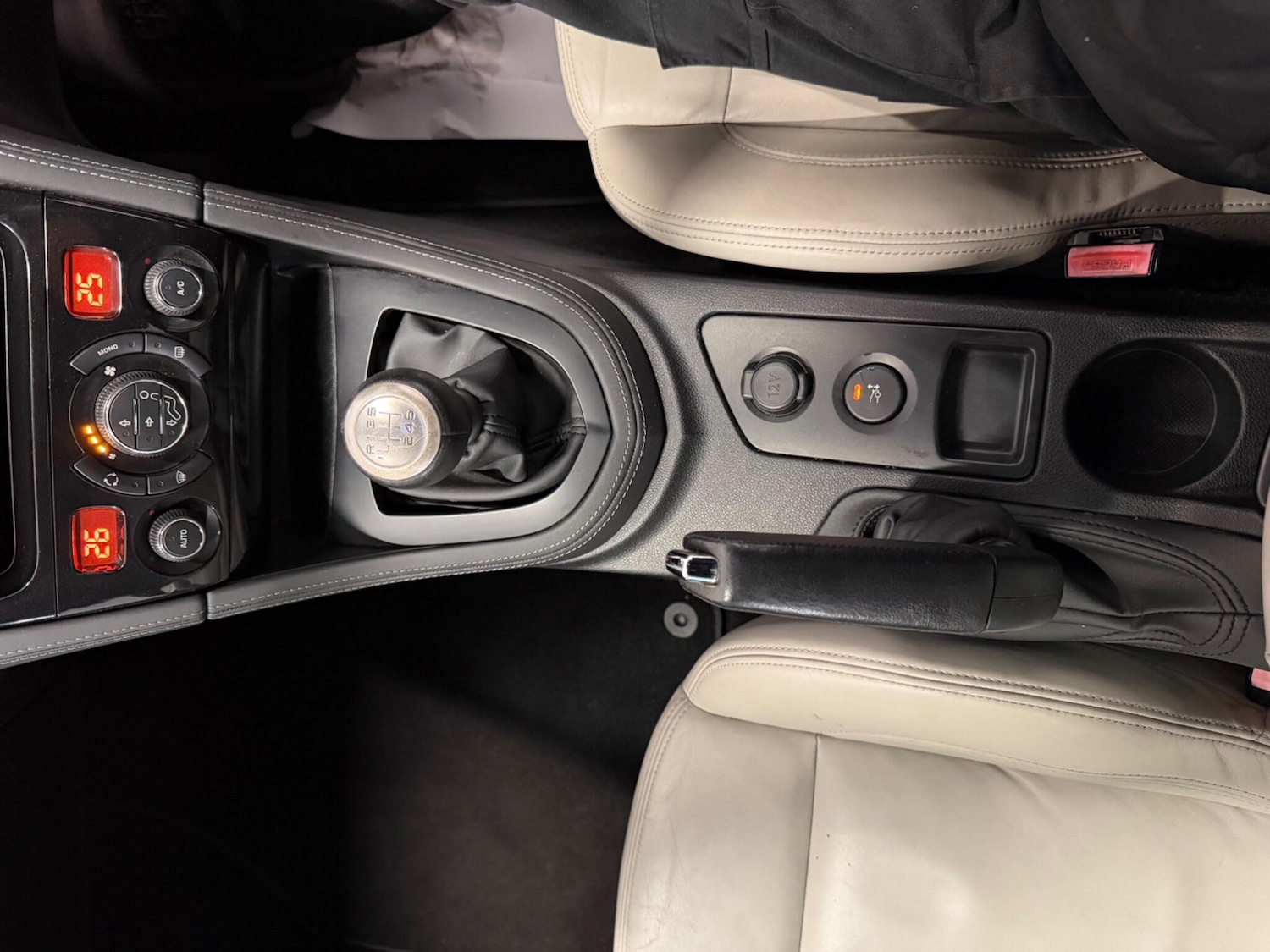 Used Peugeot RCZ 2013 for sale - 77455485: Photo 25