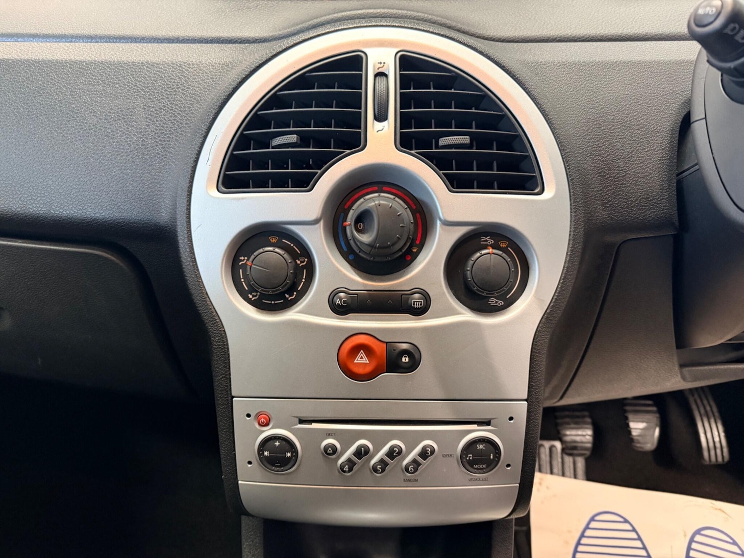 Used Renault Grand Modus 2011 for sale - 77684022: Photo 20