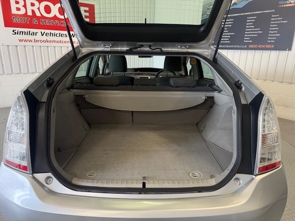 Used Toyota Prius 2016 for sale - 74534376: Photo 13