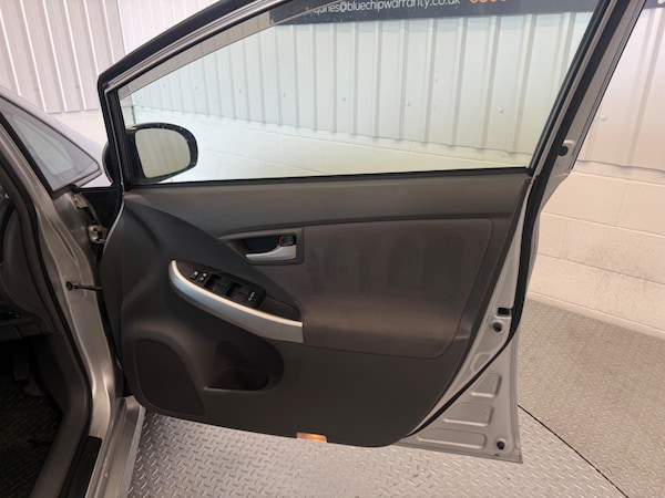 Used Toyota Prius 2016 for sale - 74534376: Photo 16