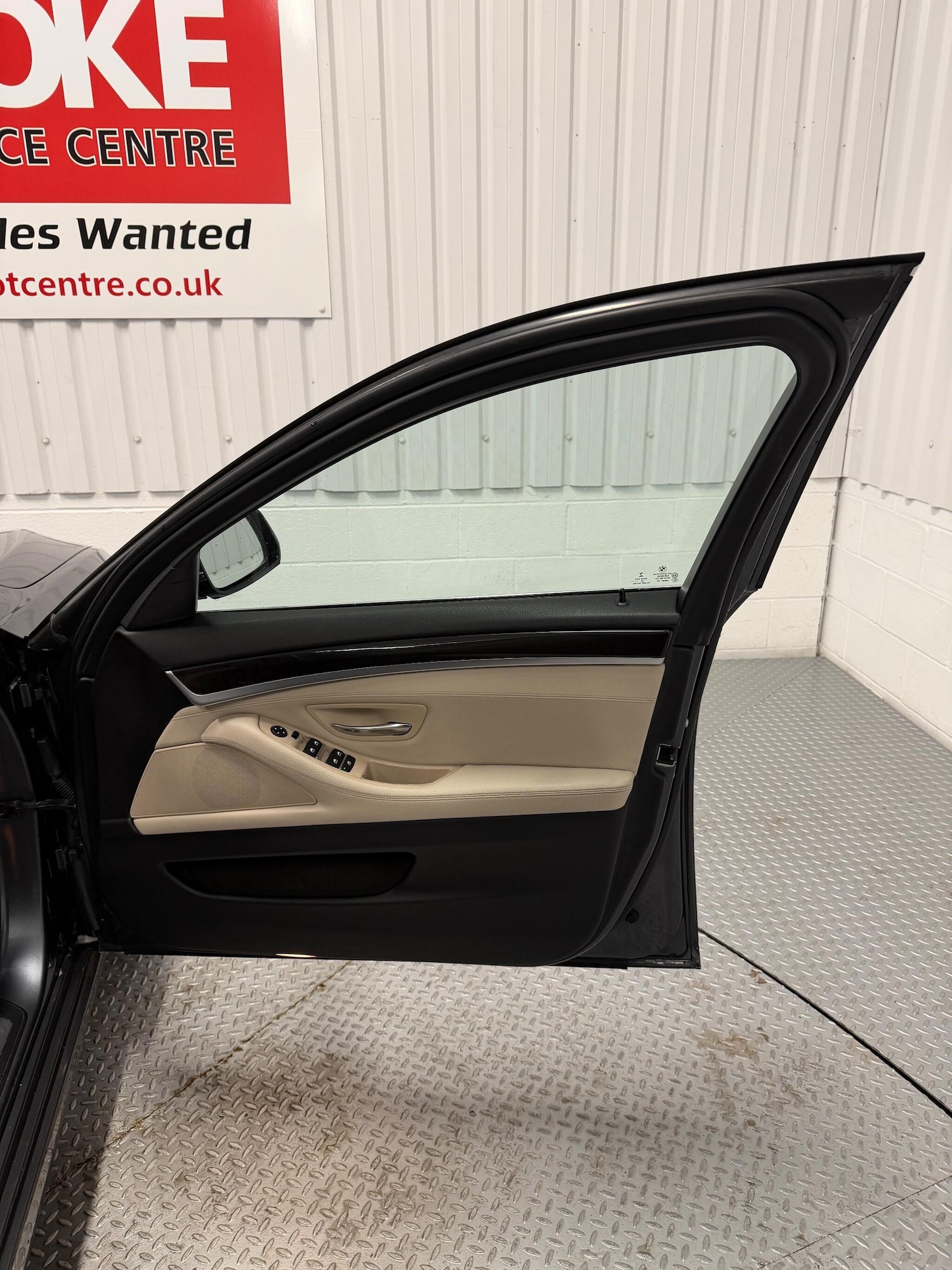 Used BMW 5 Series 2016 for sale - 76572259: Photo 16