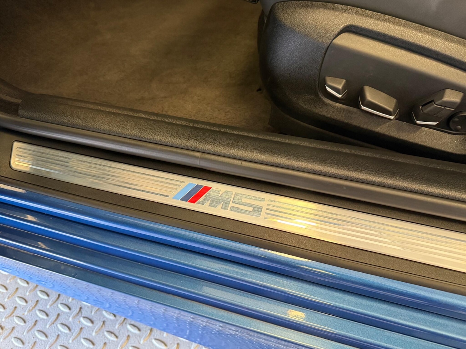 Used BMW M5 2013 for sale - 73383964: Photo 12