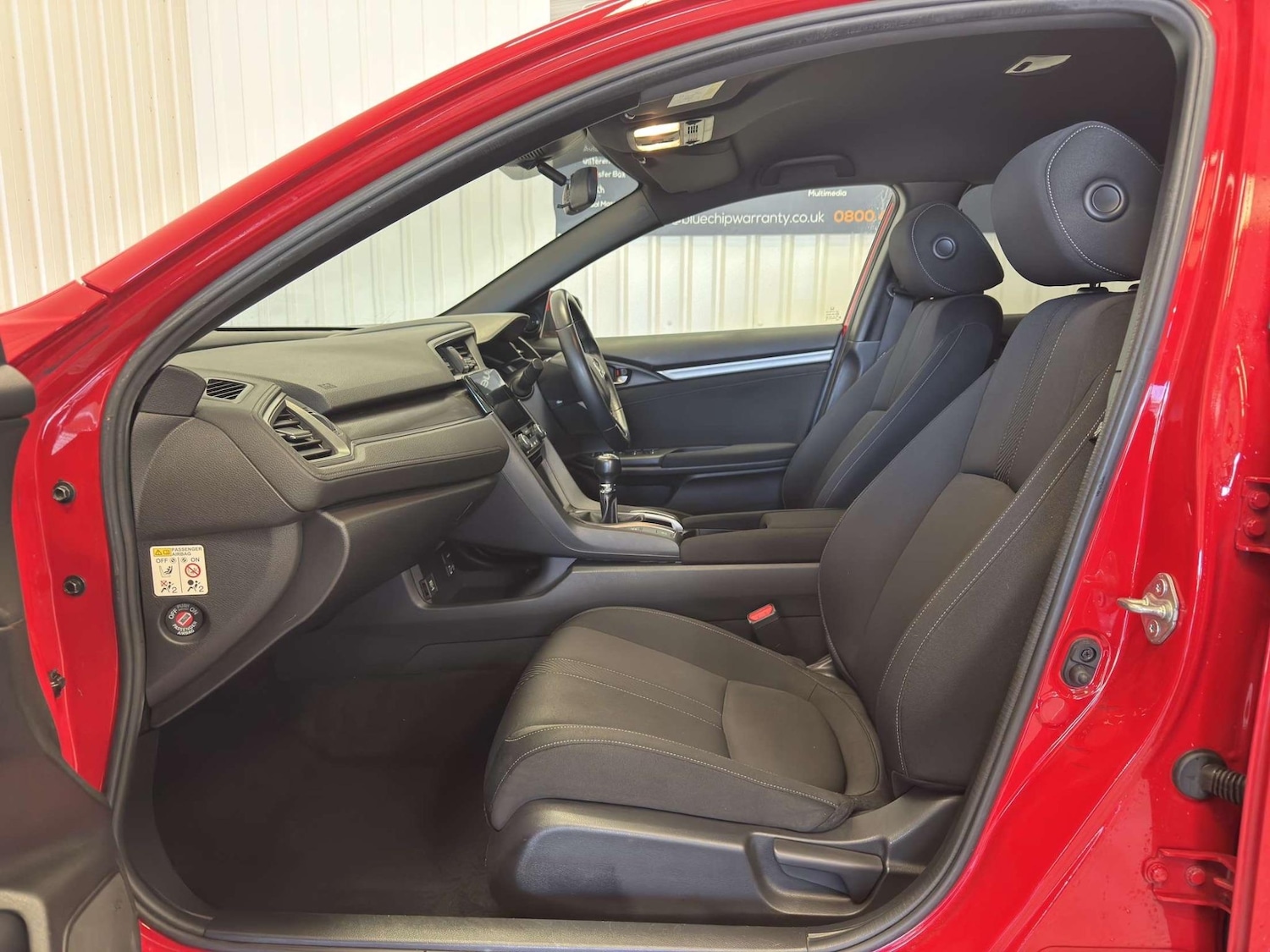 Used Honda Civic 2019 for sale - 76283605: Photo 14