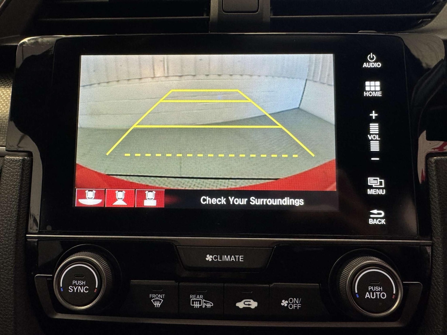 Used Honda Civic 2019 for sale - 76283605: Photo 27