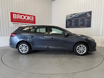 Used Renault Megane 2015 for sale - 78292002: Photo