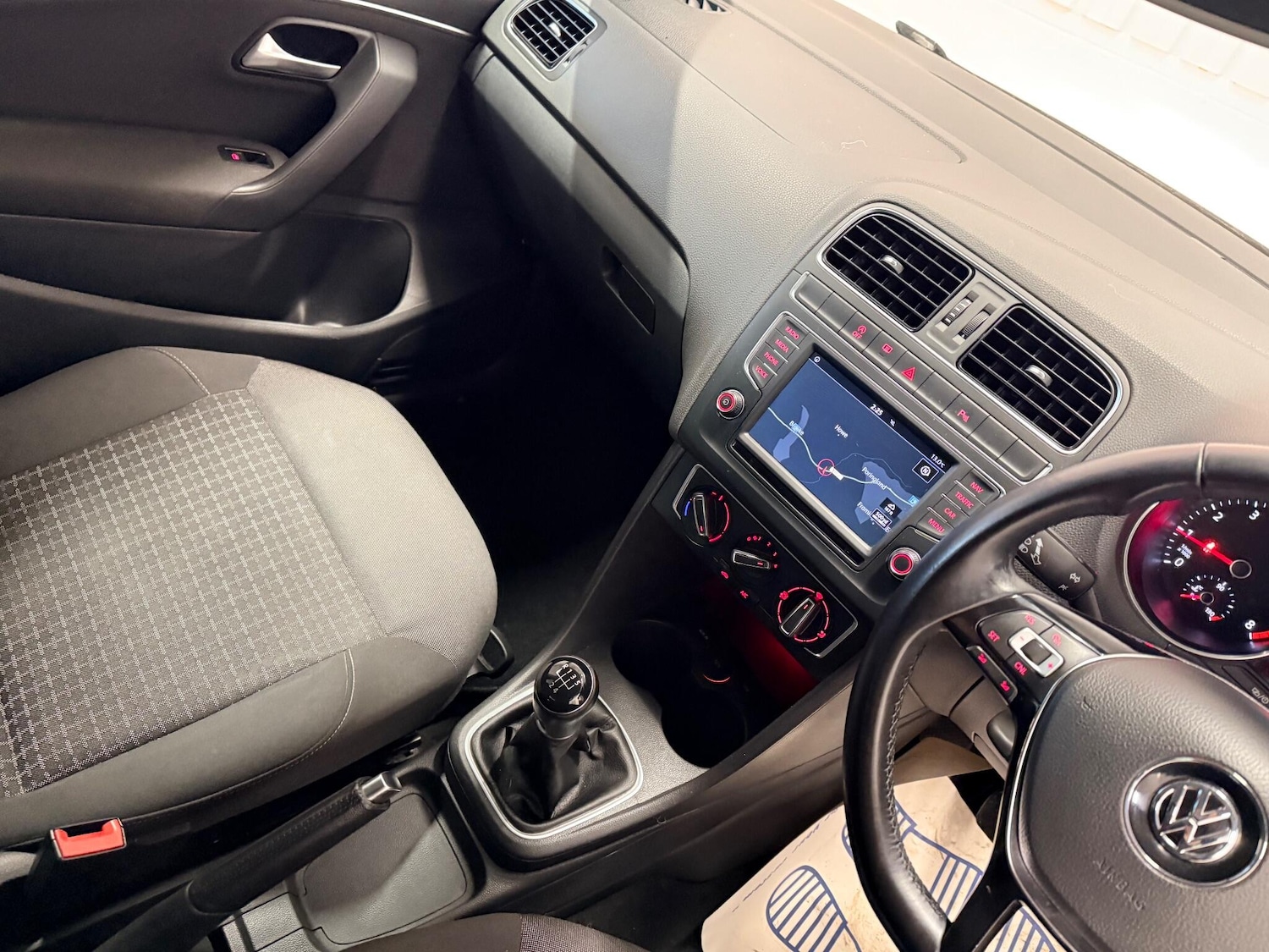 Used Volkswagen Polo for sale - 76997411: Photo 23