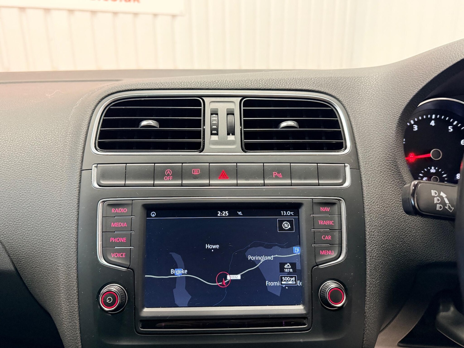 Used Volkswagen Polo for sale - 76997411: Photo 28