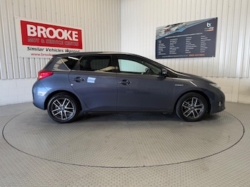 Used Toyota Auris 2015 for sale - 79412258: Photo
