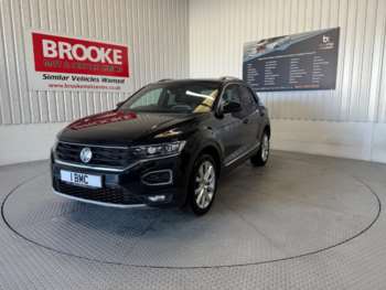 Used Volkswagen T-Roc 2018 for sale - 74135513: Photo