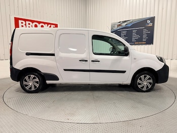 Used Renault Kangoo Maxi 2018 for sale - 76499492: Photo