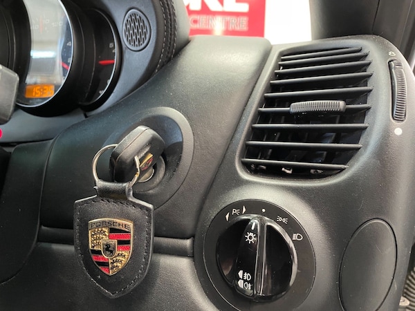 Used Porsche 911 2000 for sale - 74221298: Photo 32