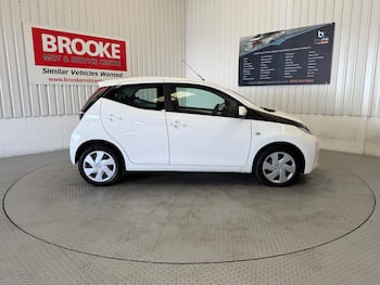 Used Toyota AYGO 2016 for sale - 79496485: Photo