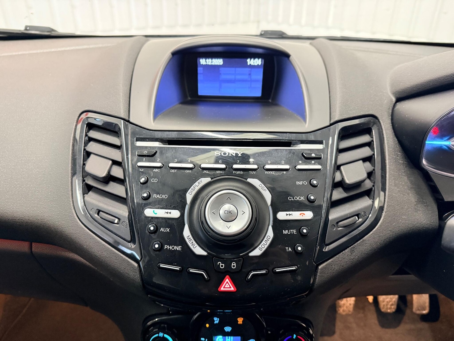 Used Ford Fiesta 2014 for sale - 76965012: Photo 25