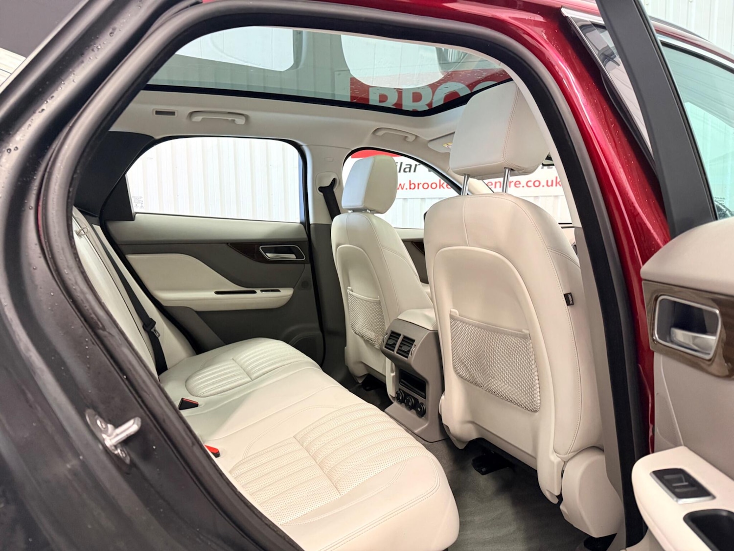 Used Jaguar F-Pace 2016 for sale - 77440340: Photo 17