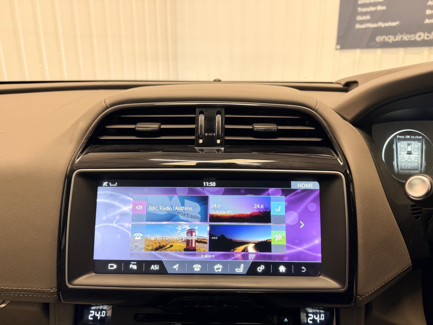 Used Jaguar F-Pace 2016 for sale - 77440340: Photo 26