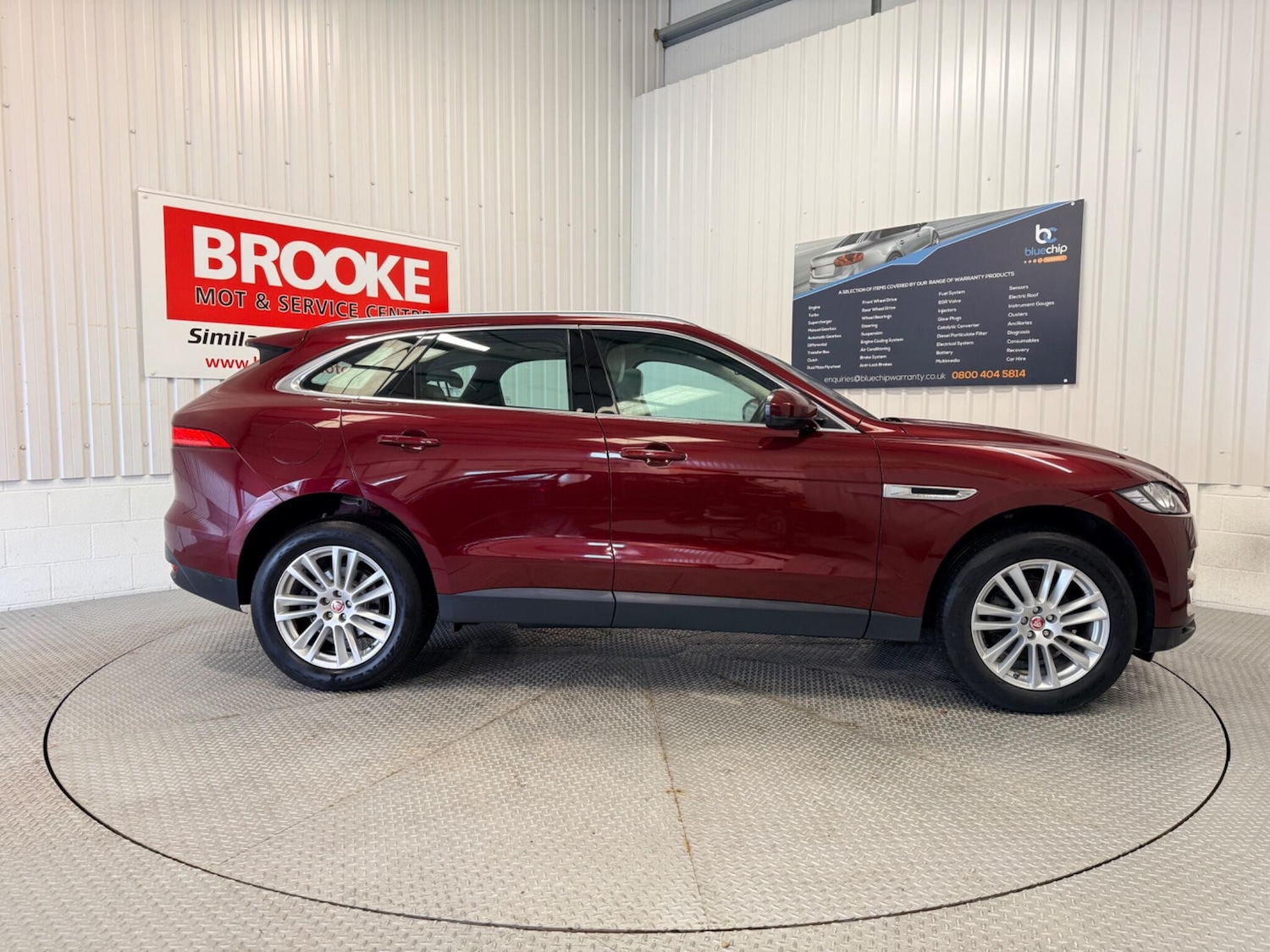 Used Jaguar F-Pace 2016 for sale - 77440340: Photo 6