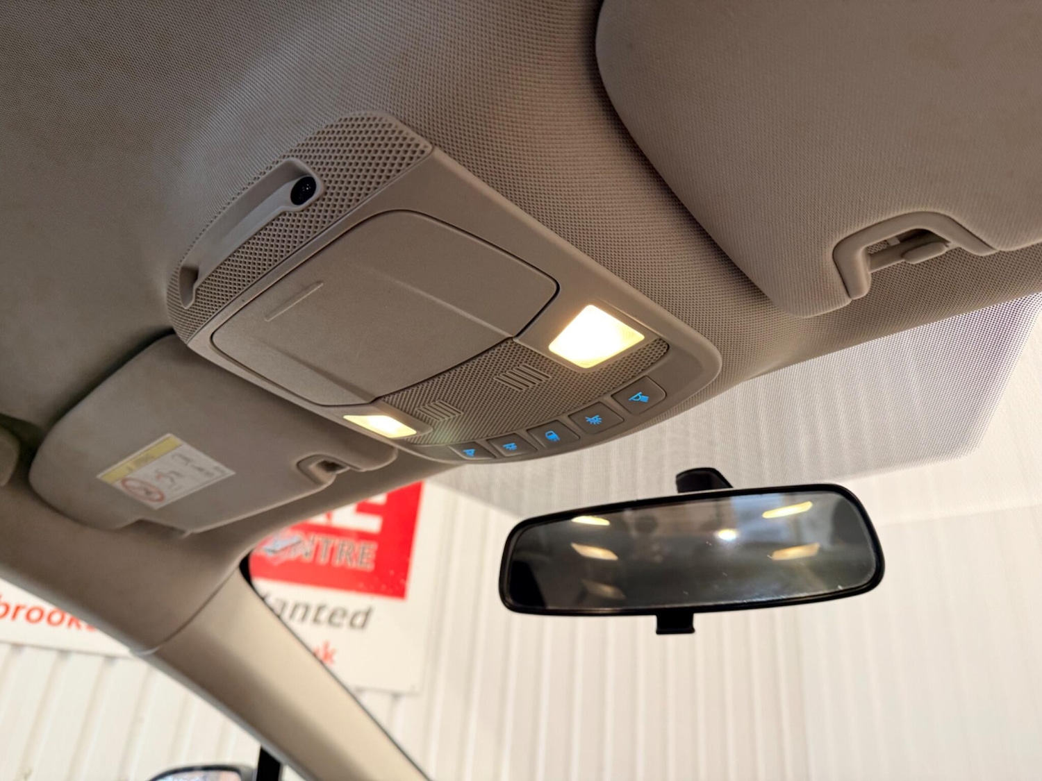 Used Ford Mondeo 2015 for sale - 77439739: Photo 25